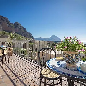 https://verdemare-macari.sicilyhotelsitaly.net